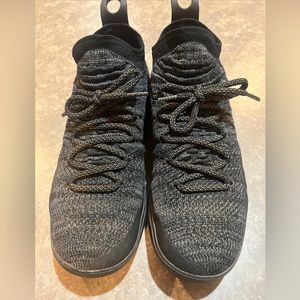 NIKE KD 11 SHOES MENS SIZE 11